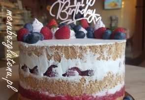 Tort urodzinowy_Trzebnica Fit cake (Kopiowanie)